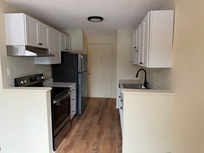 Building Photo - 45 Jefferson Rd