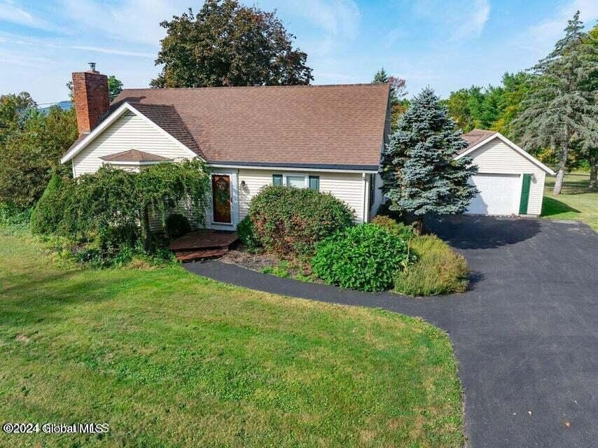 Primary Photo - 437 N Rd