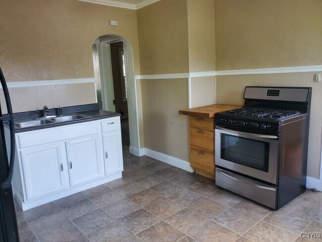 Foto del edificio - 243 Cleveland Ave