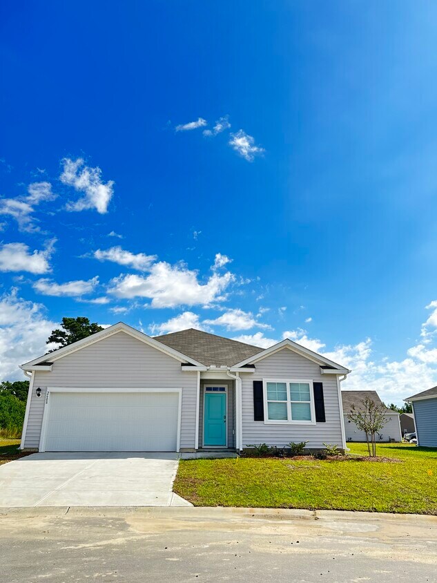 2608 Beaver Dm Ln, Cape Fear, NC 28401 House Rental in Cape Fear, NC