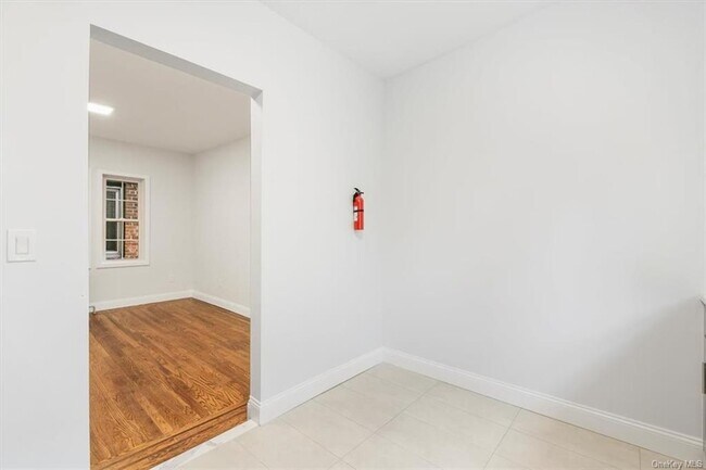 Foto del edificio - 340 S 6th Ave