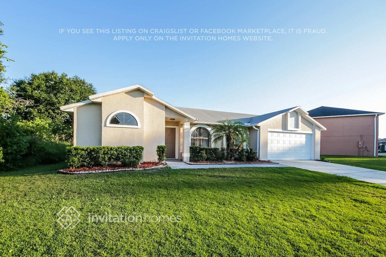 Foto principal - 138 Barrington Dr