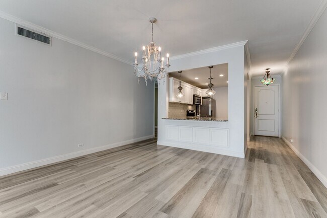 Foto del edificio - 7709 Broadway