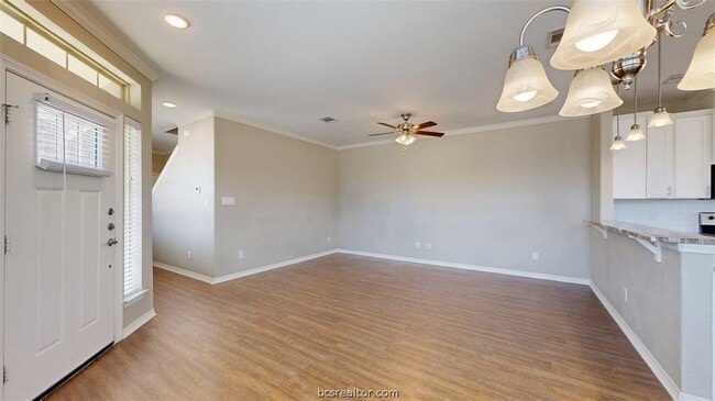 Building Photo - 2027 Harvey Mitchell Pkwy S