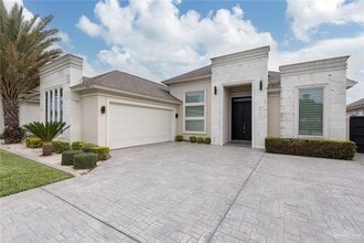 Building Photo - 2200 S 10th St