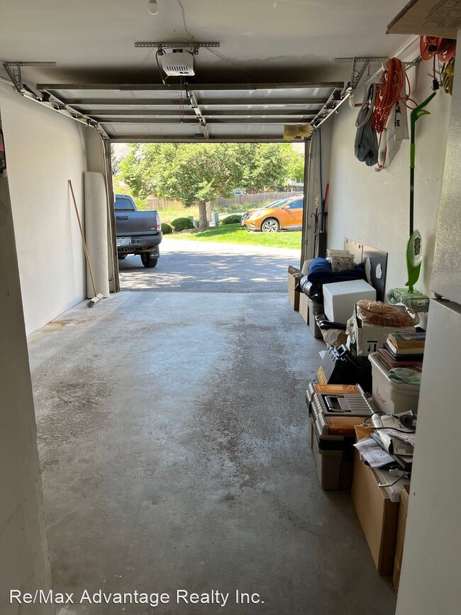 Building Photo - 2 br, 2 bath House - 2162 Denton Grove #101