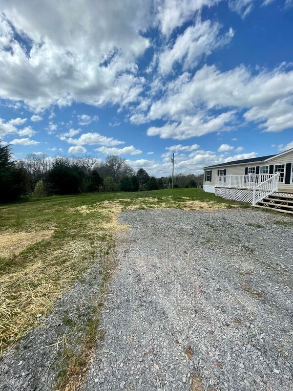 Foto del edificio - 137 H St