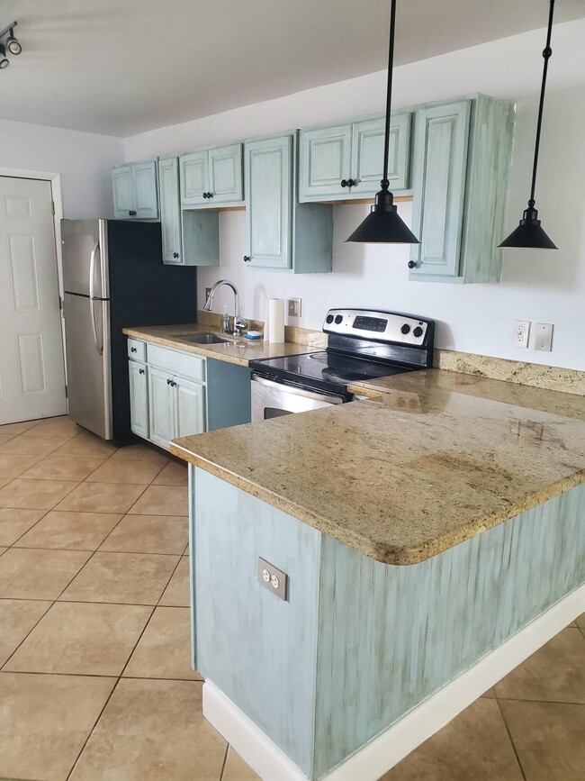 Building Photo - 4500 N Flagler Dr