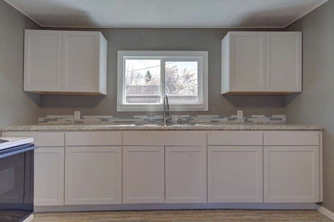 Foto del edificio - 1339 NE Logan St