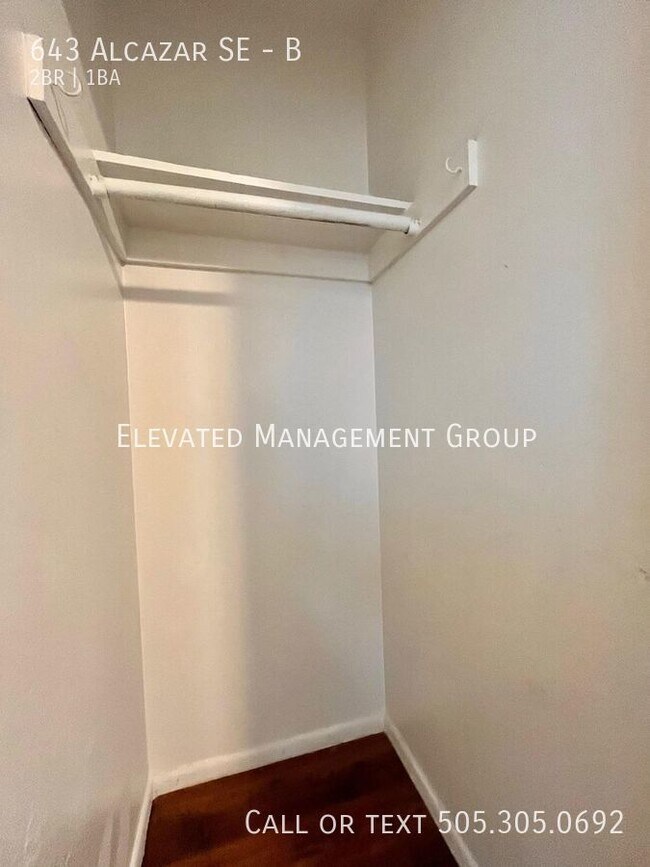 Building Photo - Beautiful Unit-Gated Move-In! NO DEPOSIT R...