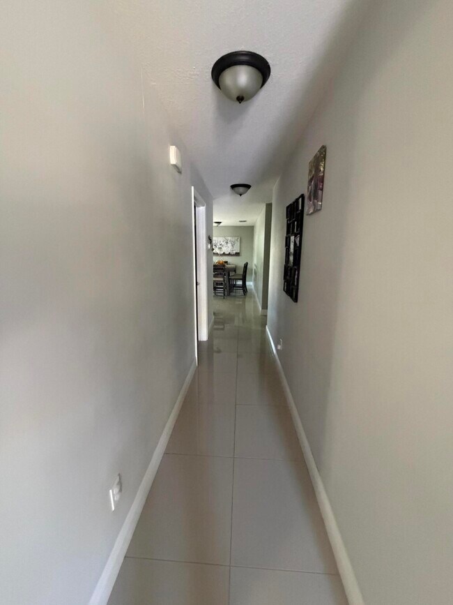 Foto del edificio - 5928 Papaya Rd