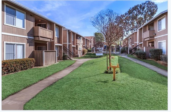 Village at Fair Oaks Apartments - Fair Oaks, CA | Apartments.com