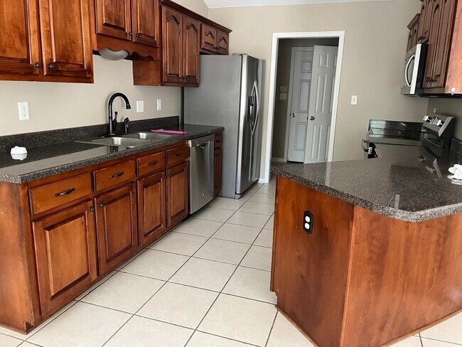Building Photo - 11696 Accord Cove