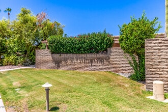 Building Photo - 4800 N 68th St