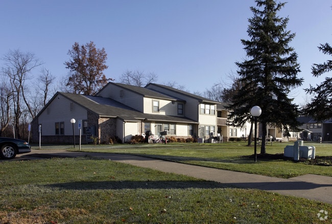 Building Photo - Waterside Estates