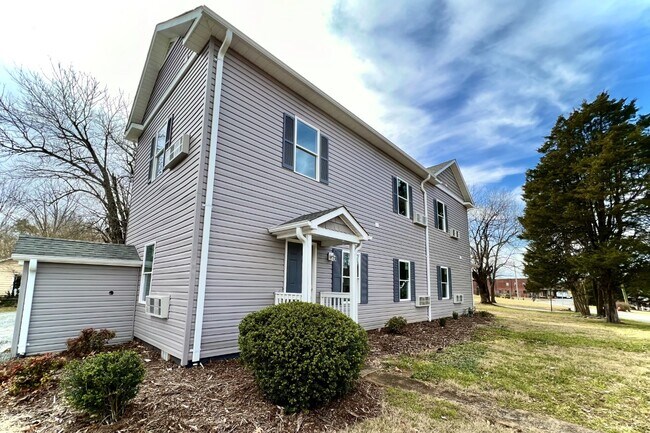 Foto del edificio - 200 Shady Rest Rd. Morganton NC