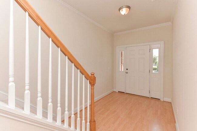 Foto del edificio - 107 Gavinshire Rd