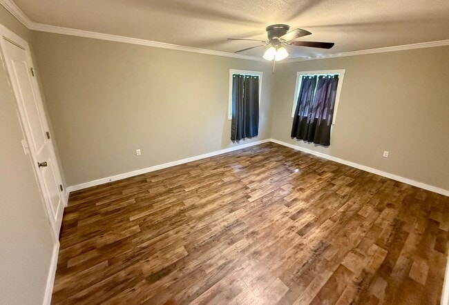 Building Photo - 3708 Fielder Dr