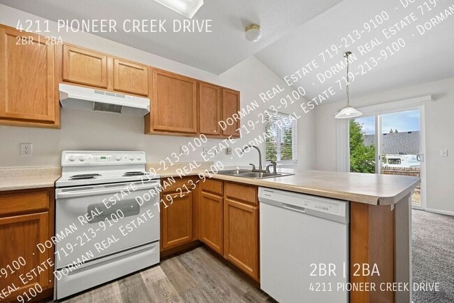 Building Photo - 4211 Pioneer Creek Dr