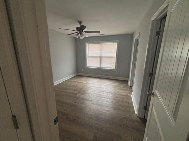 Building Photo - Knoxville 37920 - 3 bedroom 2 bath - call Howard Grower 865-705-0969