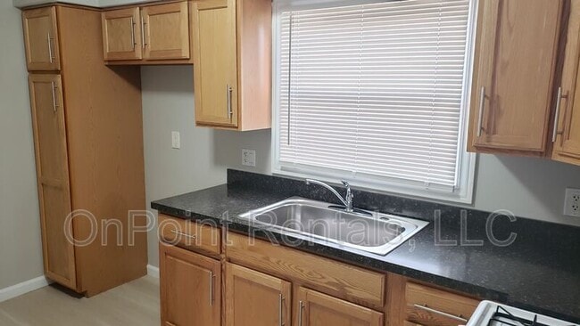 Foto del edificio - 34224 Stellwagen St