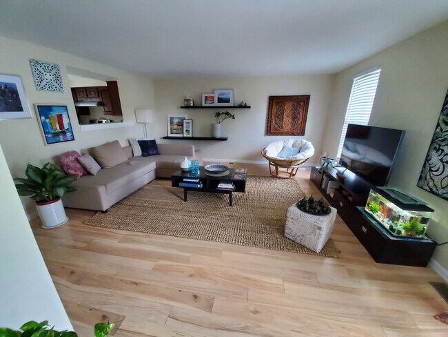 Foto del edificio - 16934 Monmouth Ct