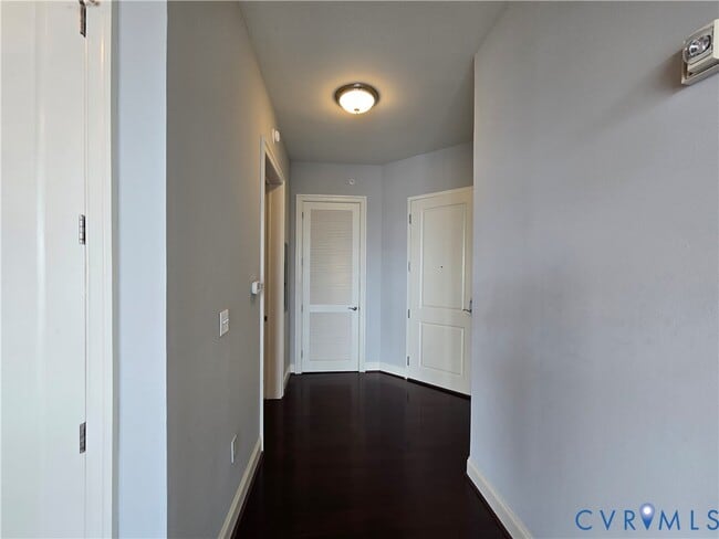 Building Photo - 301 Virginia St