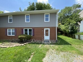 Building Photo - 298 Red Oak Dr