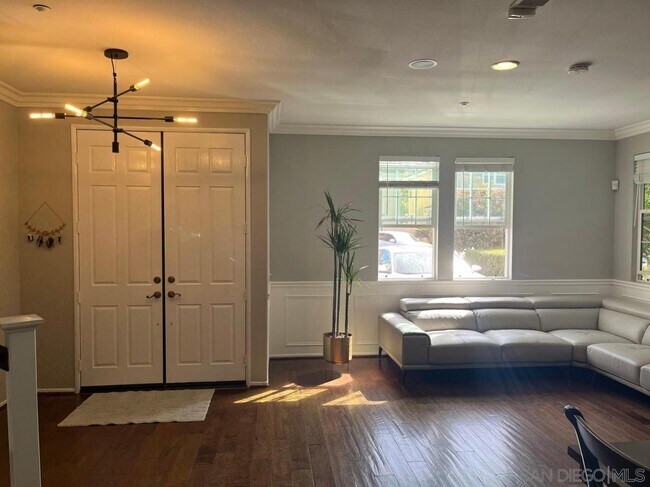 Foto del edificio - 16462 Calloway Dr