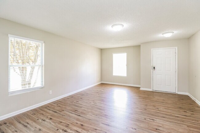 Building Photo - 4490 St Catherines Ct