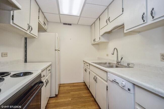 Foto del edificio - 3850 S Parkway Dr