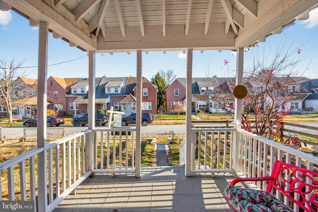 Primary Photo - 1118 Sterling Ave