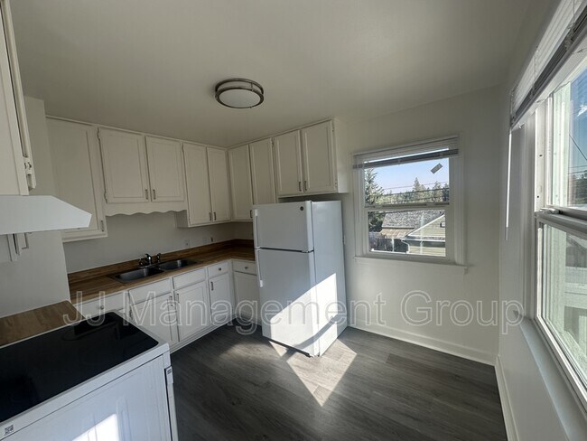 Foto del edificio - 1225 2nd St