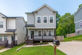 Building Photo - 2613 Alpine Park Ave