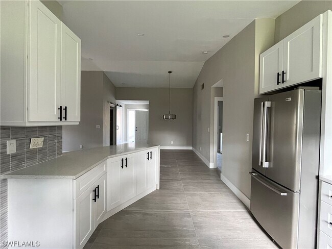 Foto del edificio - 16589 Coriander Ln