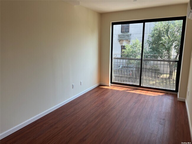 Building Photo - 147-07-147-88 88th Ave