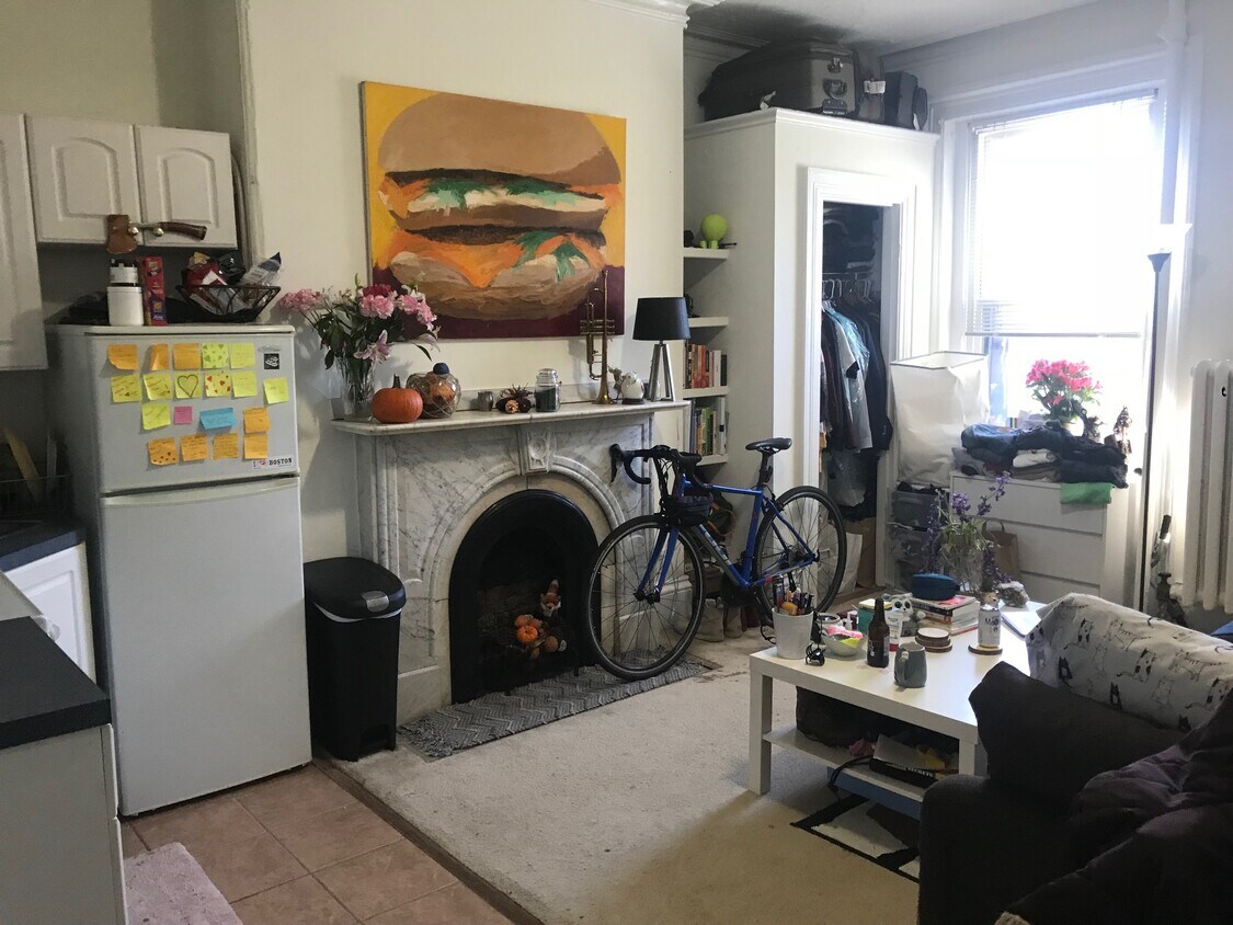 *Pictures are representative samples of the advertised unit. In some cases, the actual units you tou - 127 Pinckney St