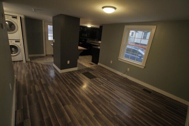 Foto del edificio - 4 Highland Ct