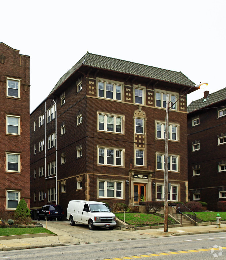Building Photo - The Sterling/Cedar Hill