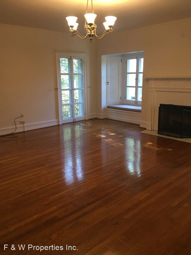 Foto del edificio - 1571-1619 Roxbury Rd