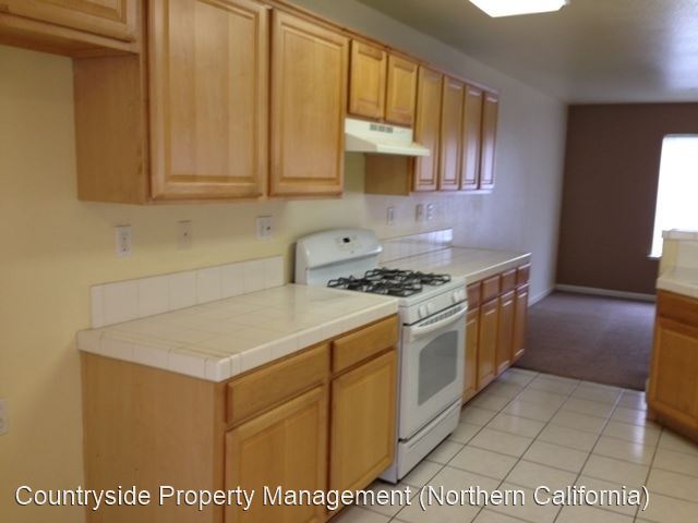 Building Photo - 4 br, 2.5 bath House - 693 Mallard Drive