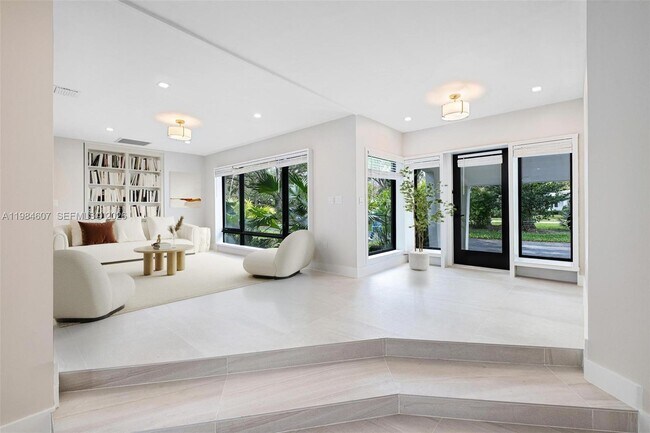 Foto del edificio - 6220 SW 123rd Terrace