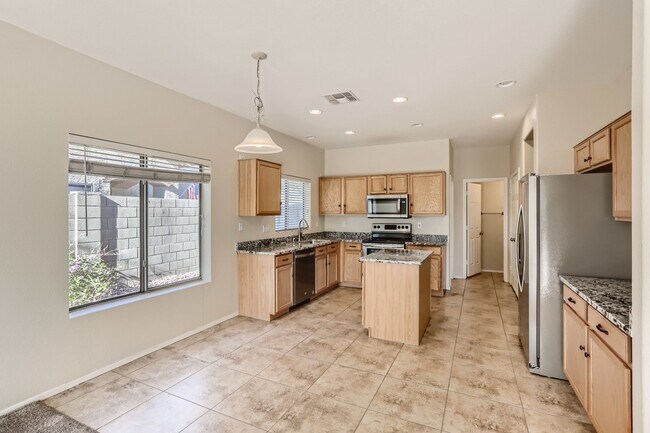 Foto del edificio - COMING SOON.  Pets Welcome. Turf backyard. Quiet cul-de-sac lot. Bonus Room/loft. 3 blocks to awa...