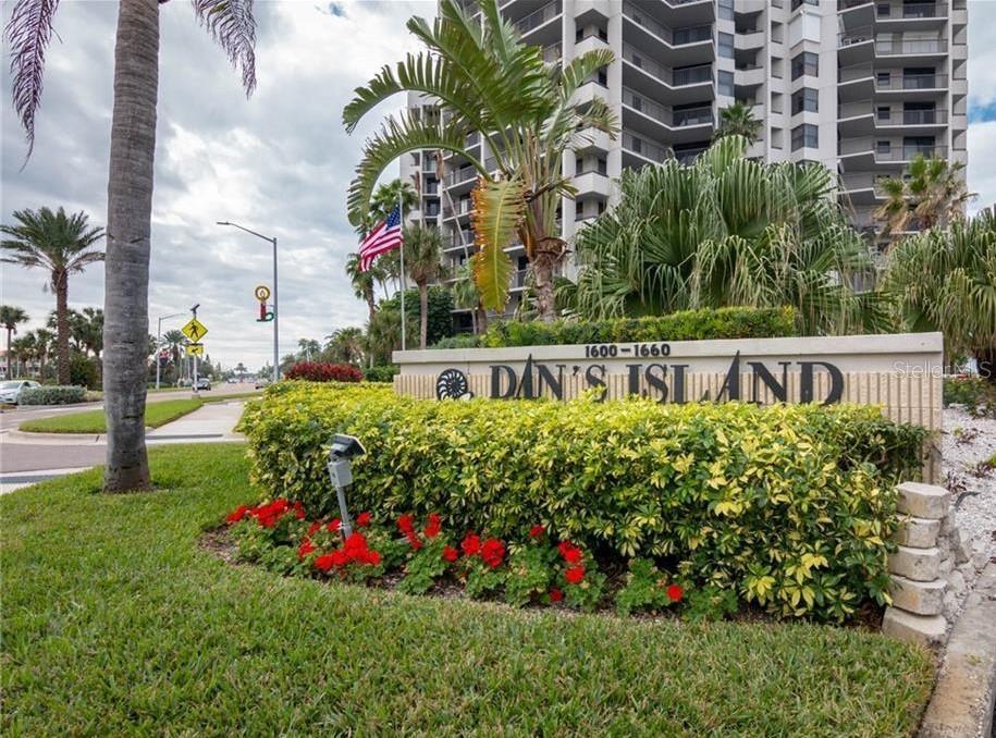 Primary Photo - 1660 Gulf Blvd
