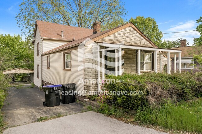 Foto del edificio - 1537 Taylor Ave