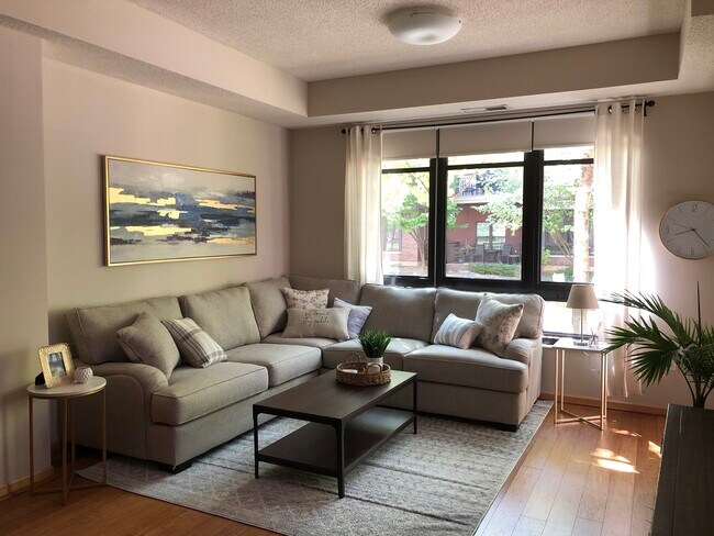 Foto del edificio - 3707 Grand Way