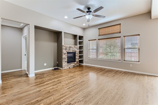 Building Photo - 12650 Handles Peak Way