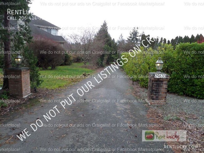 Building Photo - 29633 Marine View Dr SW