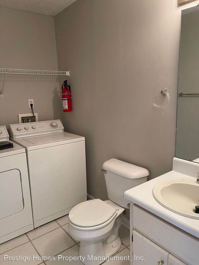 Foto del edificio - 2 br, 2.5 bath House - 103 West Briar Drive