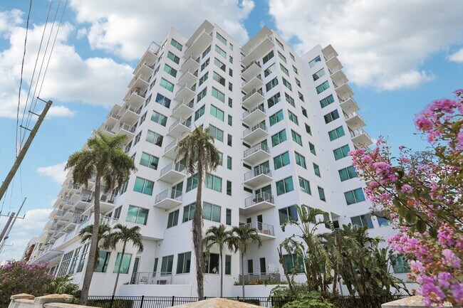 Foto del edificio - Vantage St. Pete